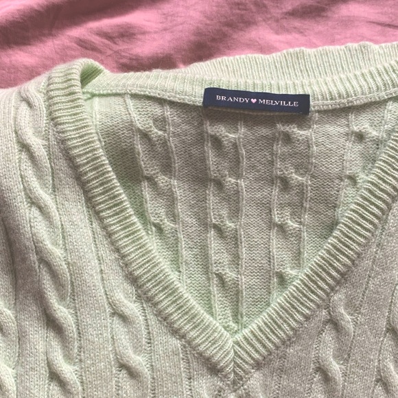 BRANDY MELVILLE one-size green knit vest - Picture 2 of 4